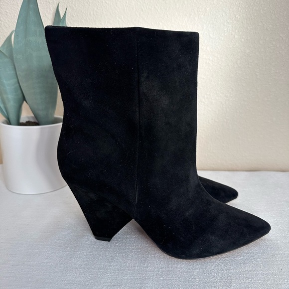 New Vince Camuto Regina Black Suede Pointed Toe cone heel Booties size 7 Rare - Picture 5 of 8
